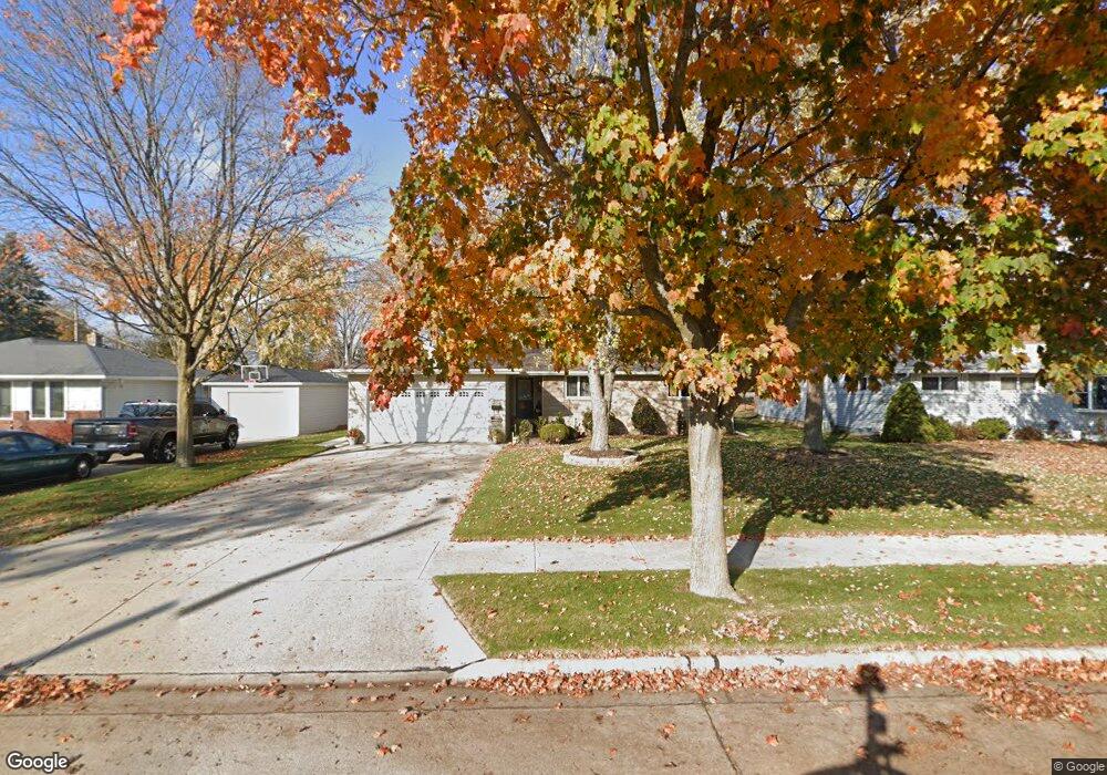 2514 39th St, Two Rivers, WI 54241 - photo 1