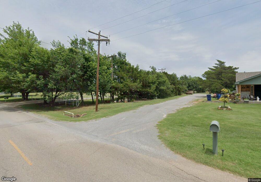 3208 N Country Club Rd, Duncan, OK 73533 - photo 1