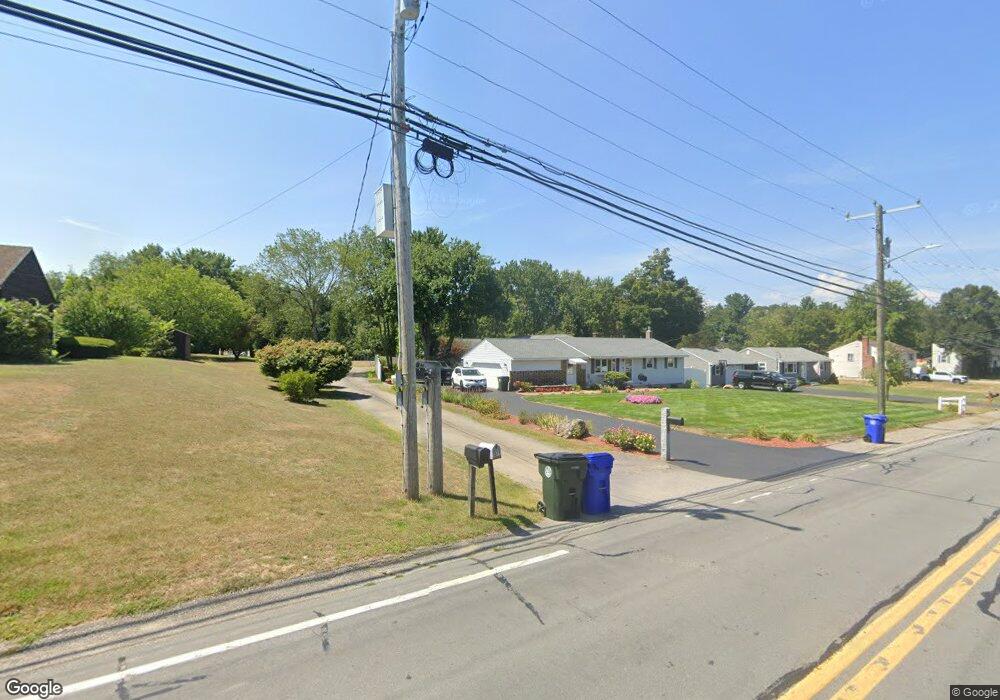 511 Bodwell Rd, Manchester, NH 03109 - photo 1