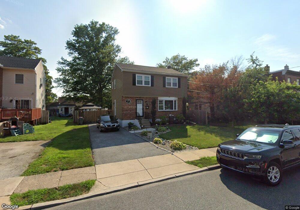 219 Forrest Ave, Folsom, PA 19033 - photo 1