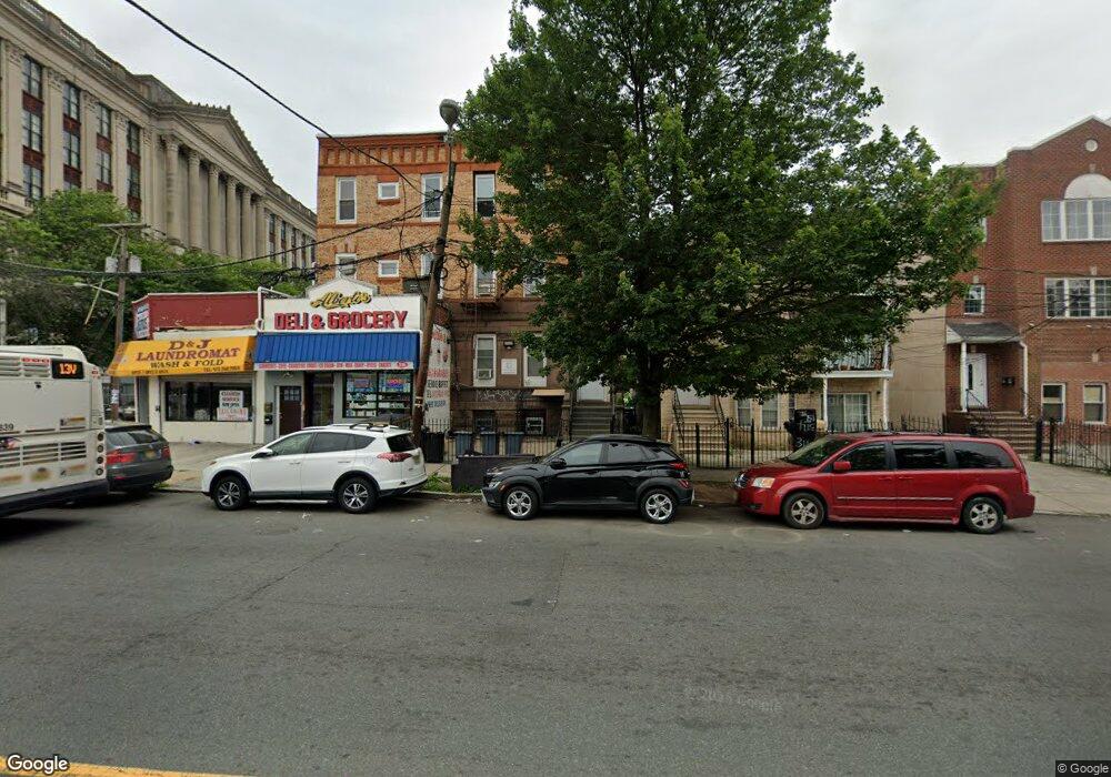 For Rent $1,900/month