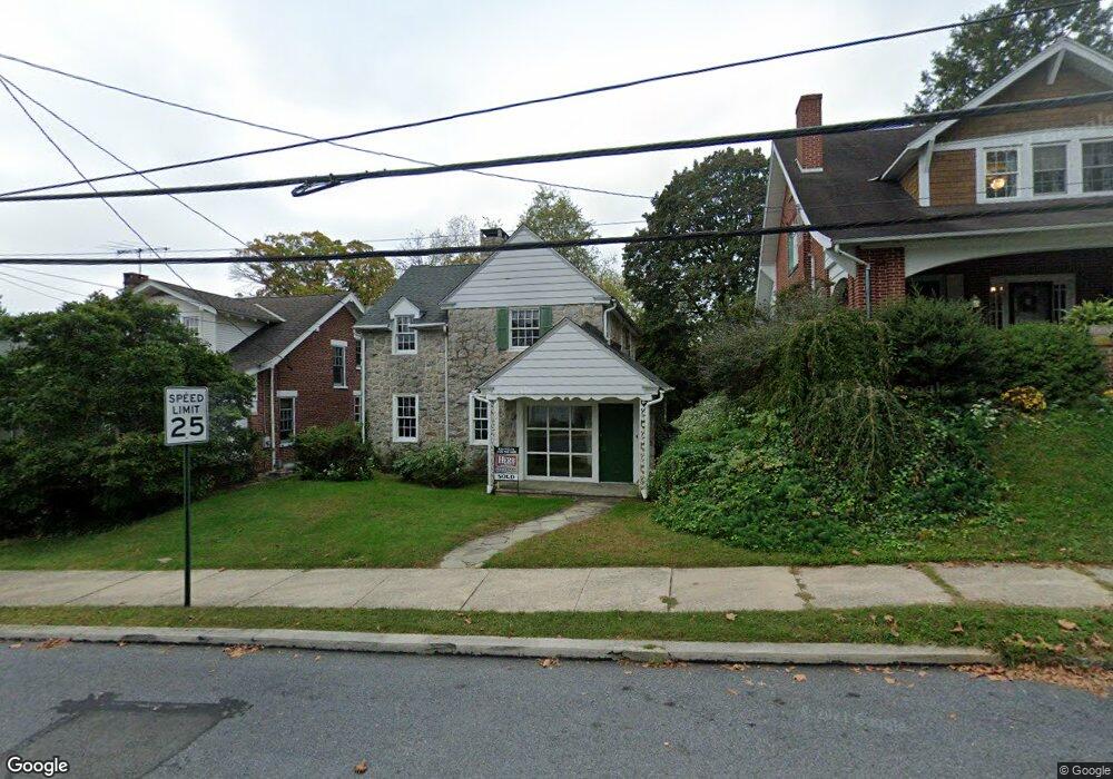 28 W 2nd St, Boyertown, PA 19512 - photo 1