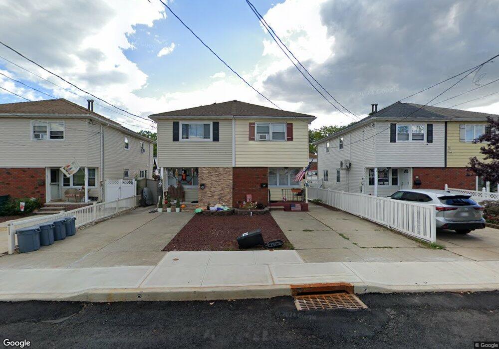 22 Xenia St, Staten Island, NY 10305 - photo 1