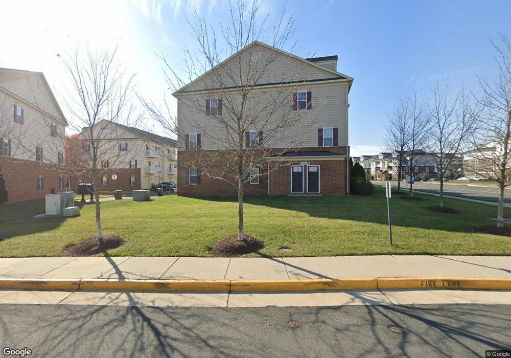 24646 Hutchinson Farm Dr unit 3A, Dulles, VA 20166 - photo 1