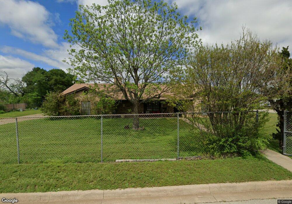 1222 Cherokee St, Weatherford, TX 76086 - photo 1