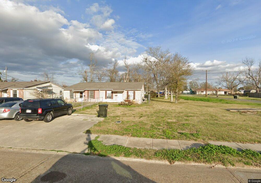 311 S Cherry St, Lake Charles, LA 70601 - photo 1