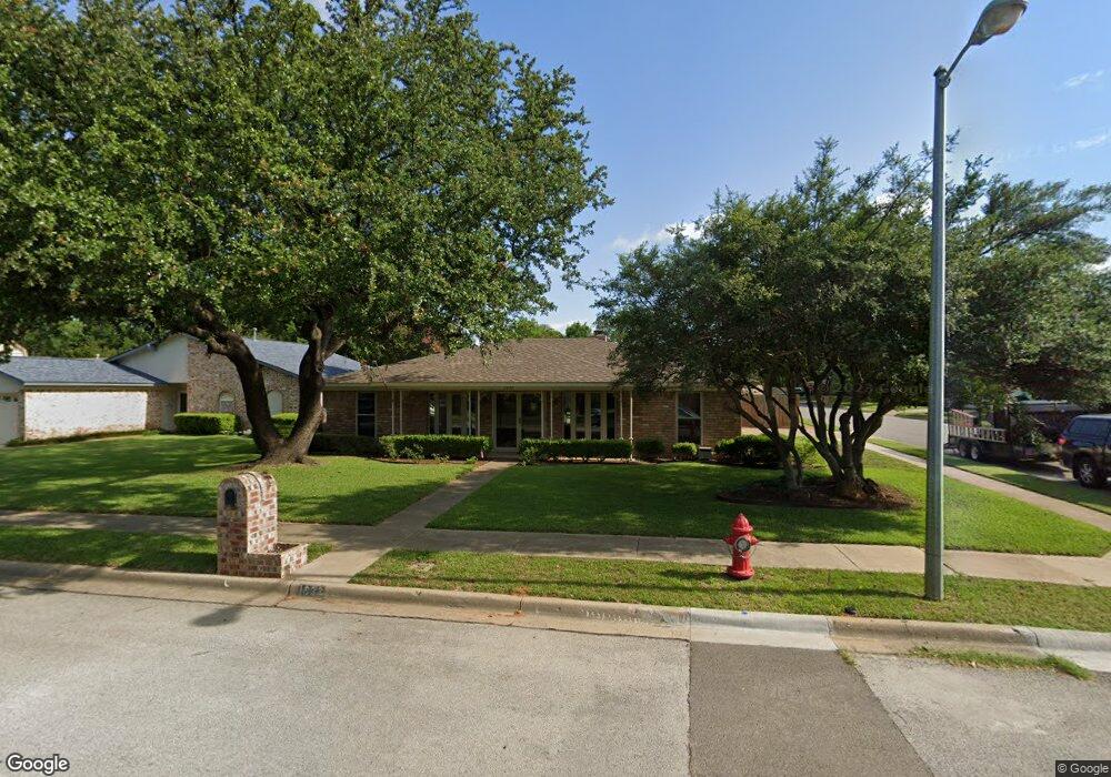 1633 Knoxville Dr, Bedford, TX 76022 - photo 1