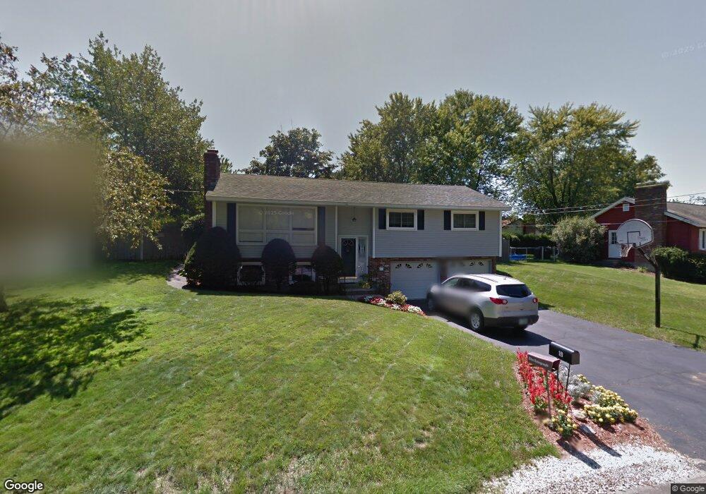 19 Kanata Dr, Nashua, NH 03063 - photo 1