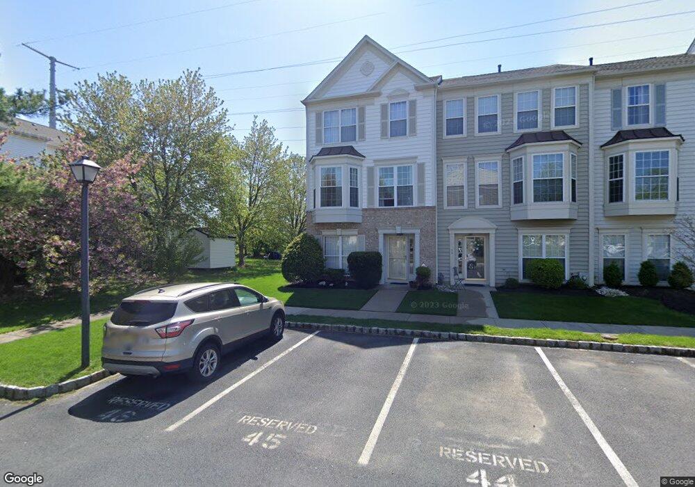 60 Snowberry Ln, Delran, NJ 08075 - photo 1