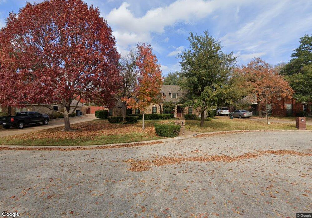 1109 Chapel Dr, Denton, TX 76205 - photo 1