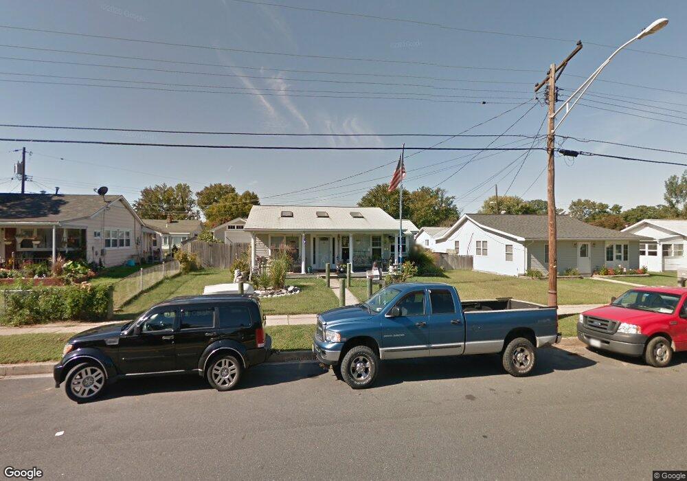 1316 Wilson Point Rd, Middle River, MD 21220 - photo 1