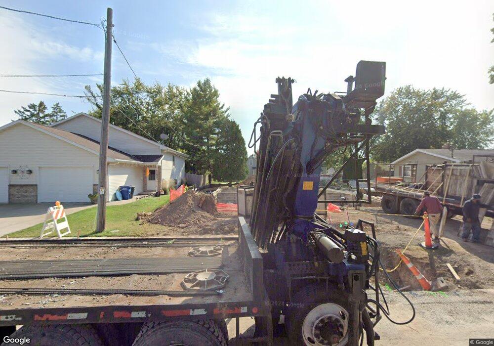 215 Kamps St unit A, Combined Locks, WI 54113 - photo 1