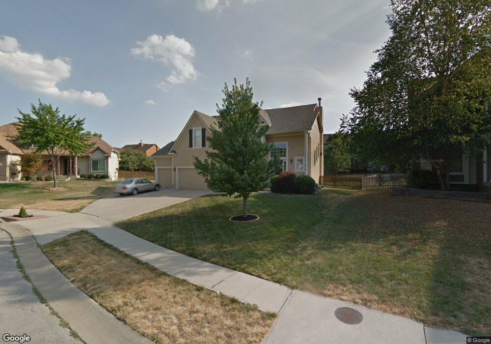 14642 S Hallet St, Olathe, KS 66062 - photo 1