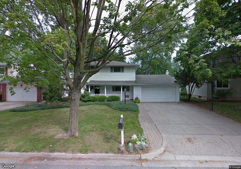 1945 Camelot Rd, Ann Arbor, MI 48104 - photo 1