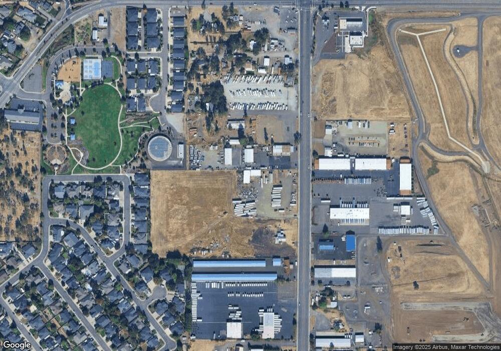 4775 Table Rock Rd, Central Point, OR 97502 - photo 1