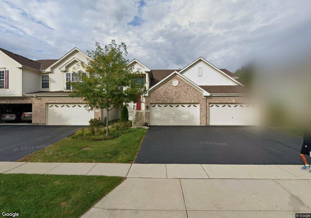 350 Lake Gillilan Way unit 214A, Algonquin, IL 60102 - photo 1