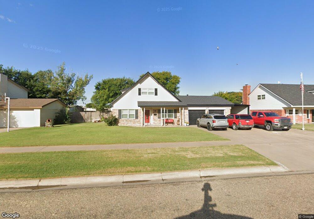 600 Phillips Dr, Dumas, TX 79029 - photo 1