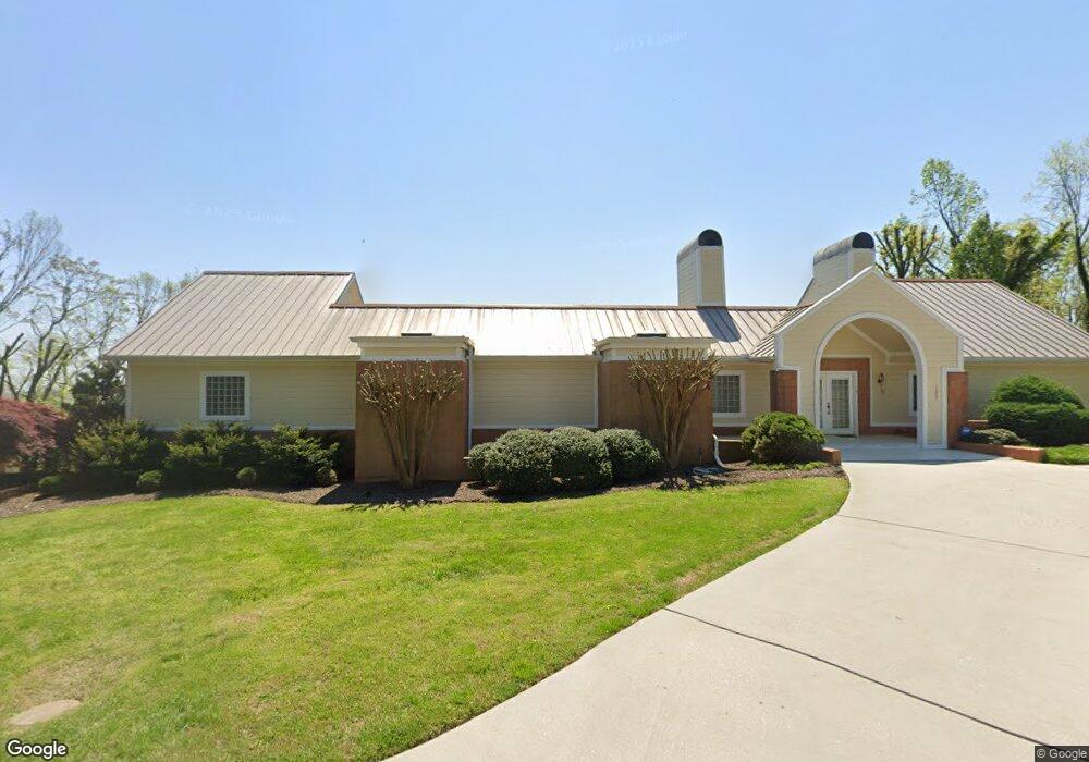 1221 Bonneville Dr, Morristown, TN 37814 - photo 1