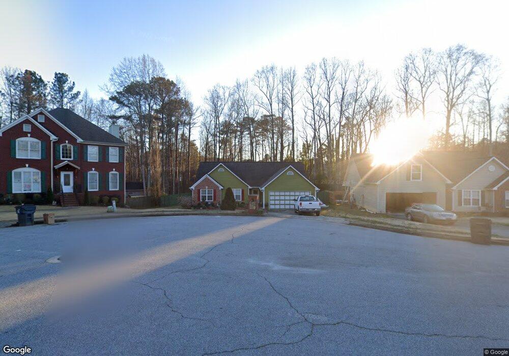 585 Devonshire Walk Dr, Suwanee, GA 30024 - photo 1