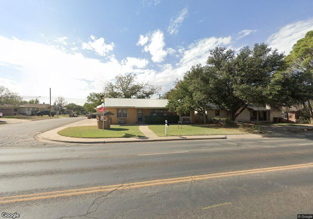 808 Birdwell Ln, Big Spring, TX 79720 - photo 1