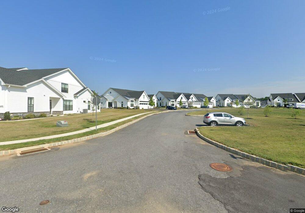 6971 Maple Dr, Bath, PA 18014 - photo 1