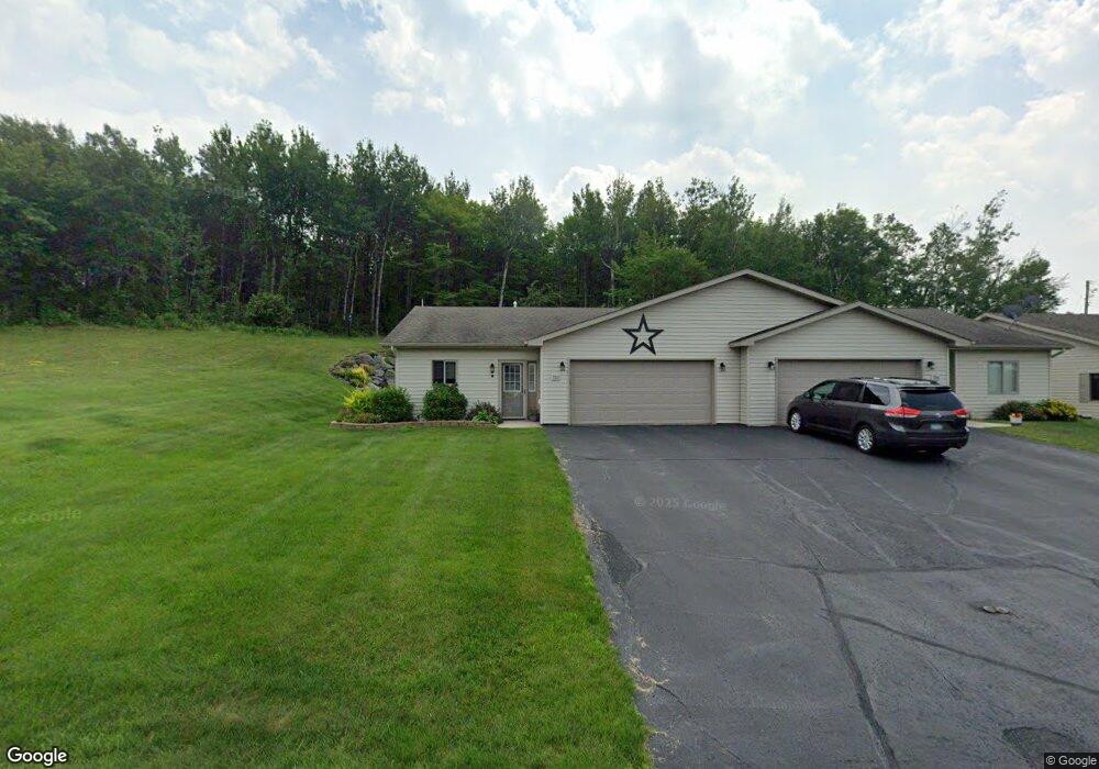 722 Almac Dr unit 8, Duluth, MN 55810 - photo 1