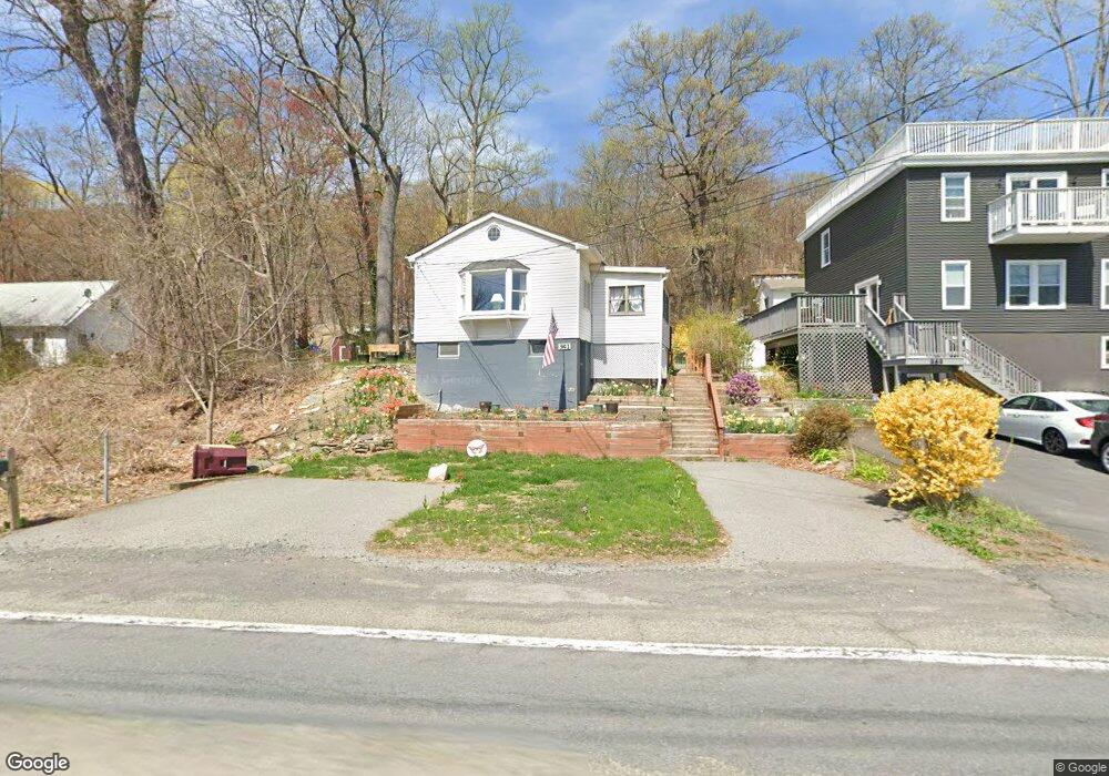 8 Diane Ct, Greenwood Lake, NY 10925 - photo 1