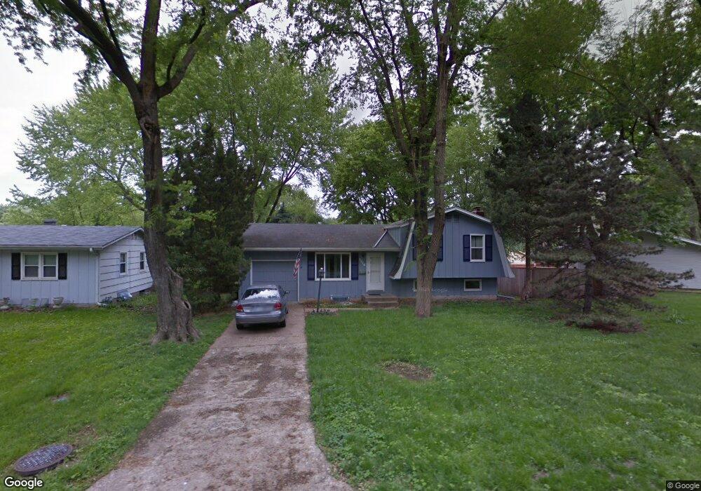 7314 Goddard Dr, Shawnee, KS 66203 - photo 1