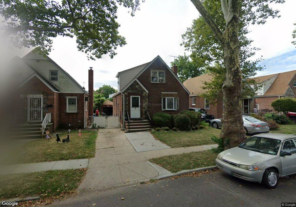 13840 62nd Rd, Flushing, NY 11367 - photo 1