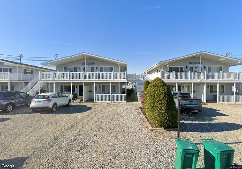 20 Whitten St unit C, Hampton, NH 03842 - photo 1