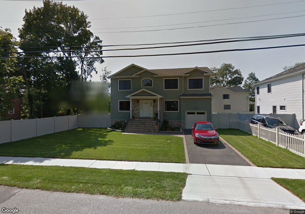 155 Howard Ave, Copiague, NY 11726 - photo 1