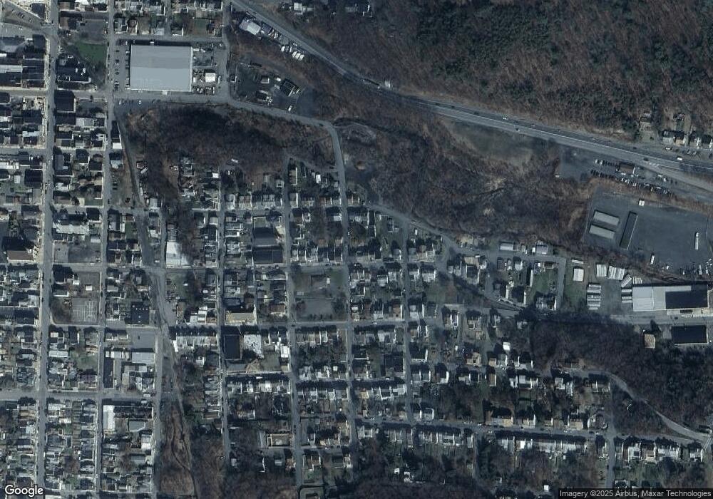 1003 E Webster St, Shamokin, PA 17872 - photo 1