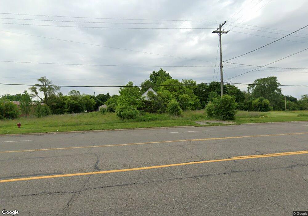 5476 N Saginaw St, Flint, MI 48505 - photo 1