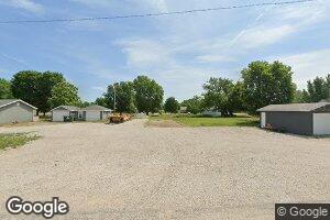 105 S Garfield St, Bradgate, IA 50520
