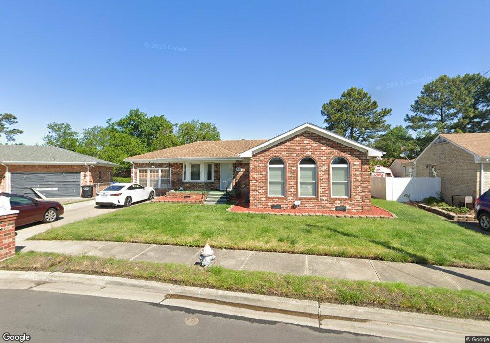 806 Bouie Ct, Portsmouth, VA 23704 - photo 1