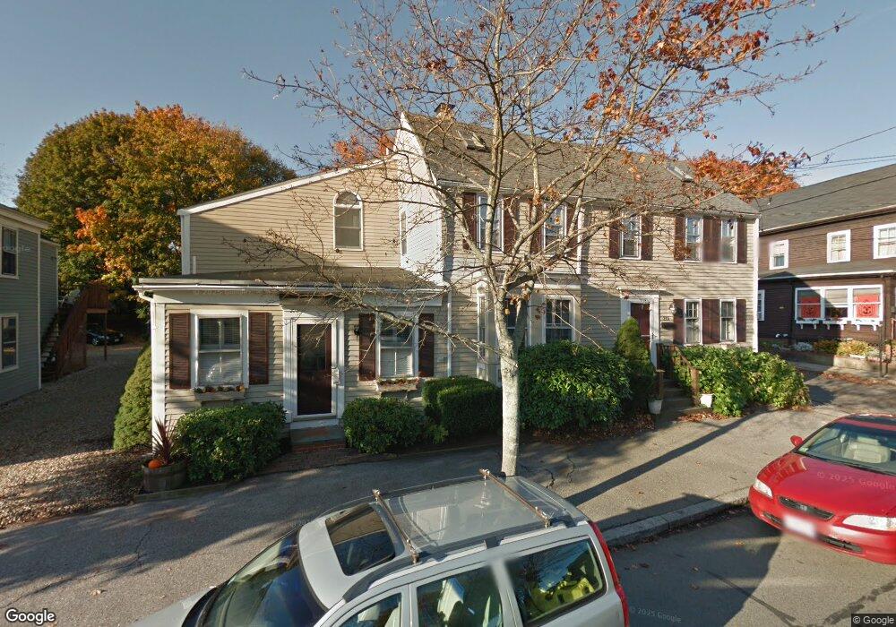 213 Merrimac St, Newburyport, MA 01950 - photo 1