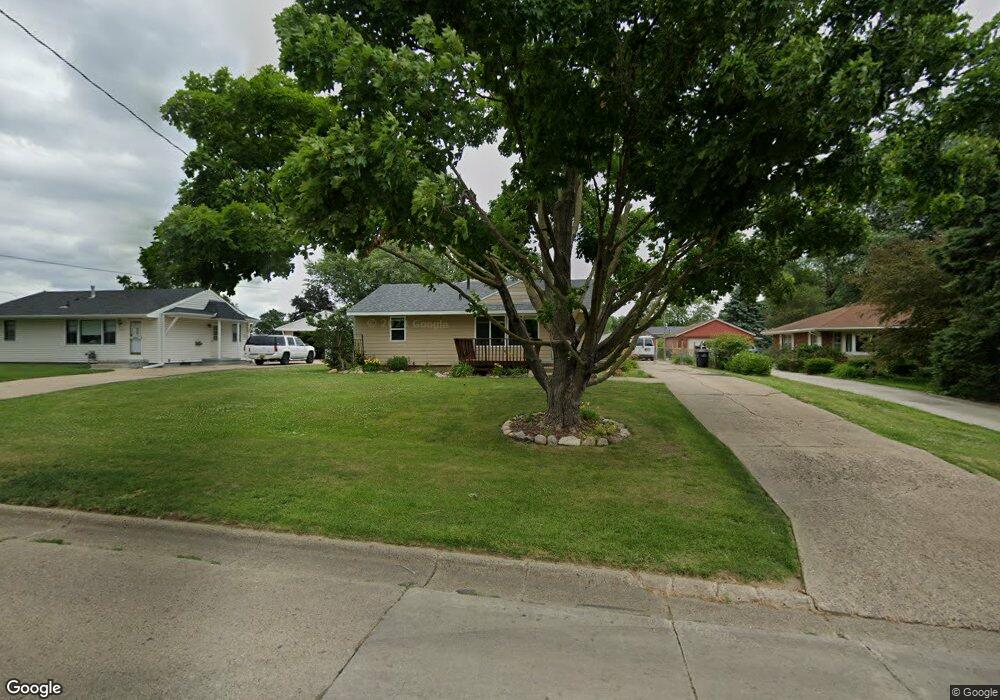 3701 SE 8th St, Des Moines, IA 50315 - photo 1