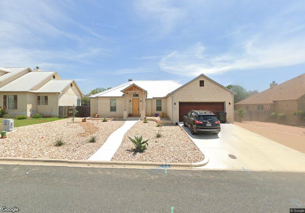 1209 Kyle Ln unit 24, Fredericksburg, TX 78624 - photo 1