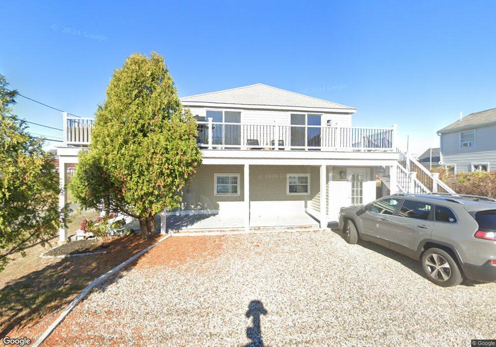 8 44th St unit 2, Newbury, MA 01951 - photo 1