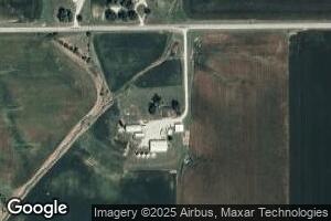 23381 Waggoner Rd, Waggoner, IL 62572