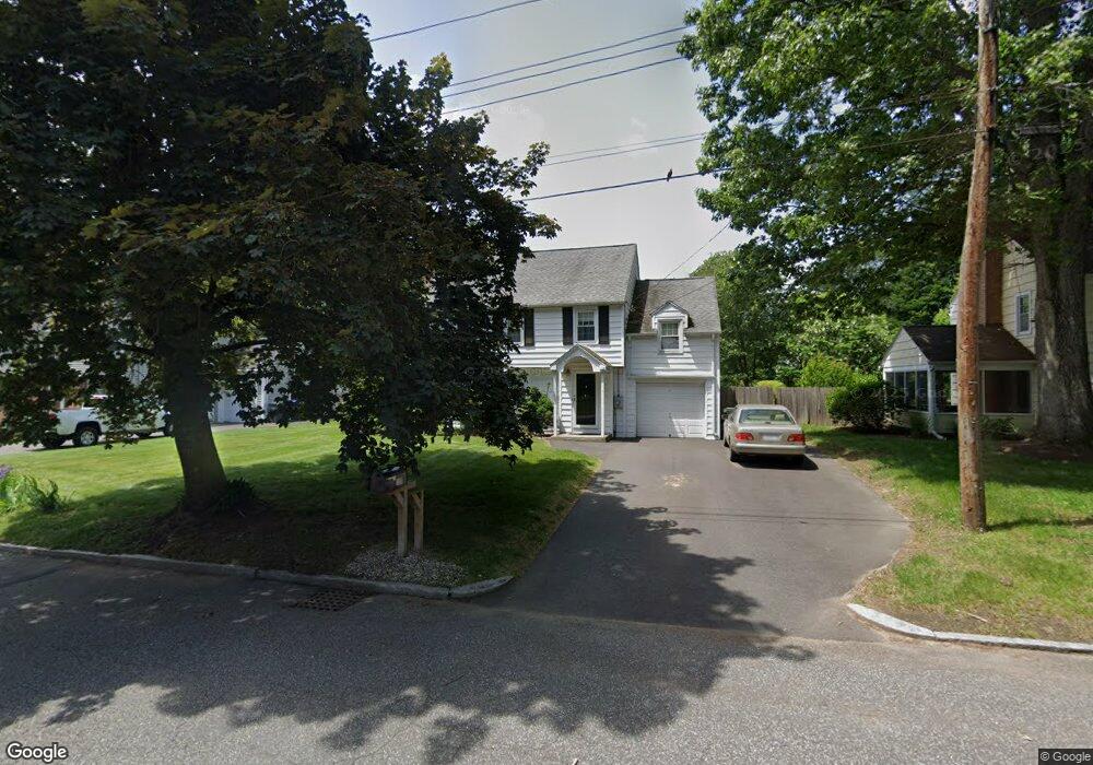 120 Bridle Path Rd, Springfield, MA 01118 - photo 1