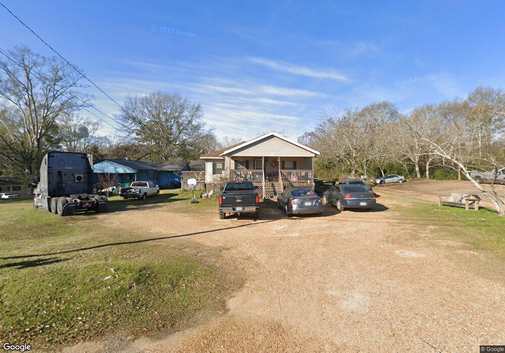 129 E Miller St, Hazlehurst, MS 39083 - photo 1