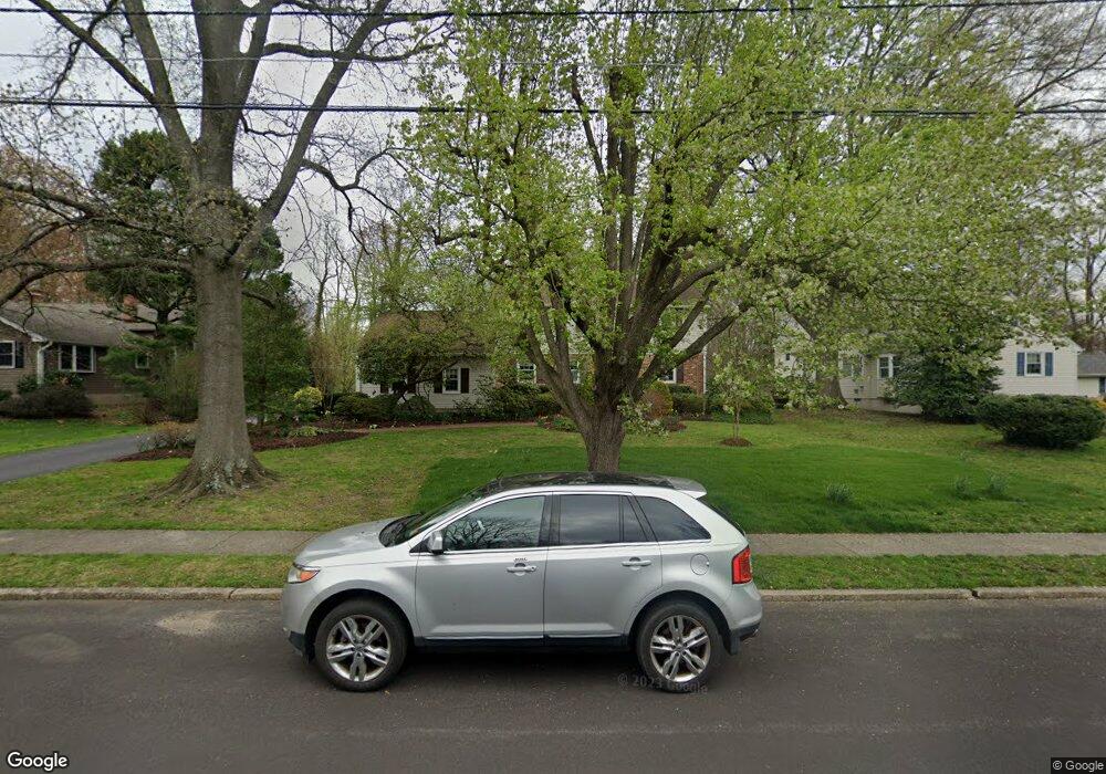 425 Paul Dr, Moorestown, NJ 08057 - photo 1