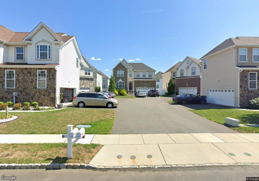 321 Morning Glory Dr, Monroe Township, NJ 08831 - photo 1