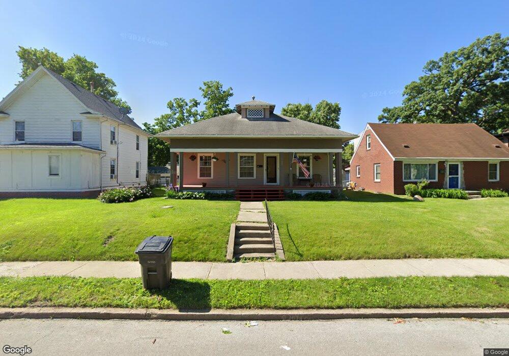 824 Clinton Ave, Des Moines, IA 50313 - photo 1