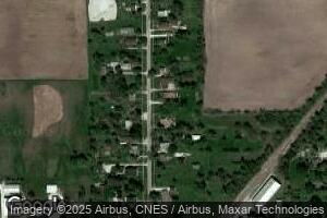222 N Main St, Roberts, IL 60962