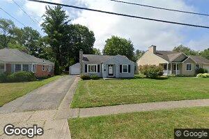 522 Parchmount Ave, Kalamazoo, MI 49004