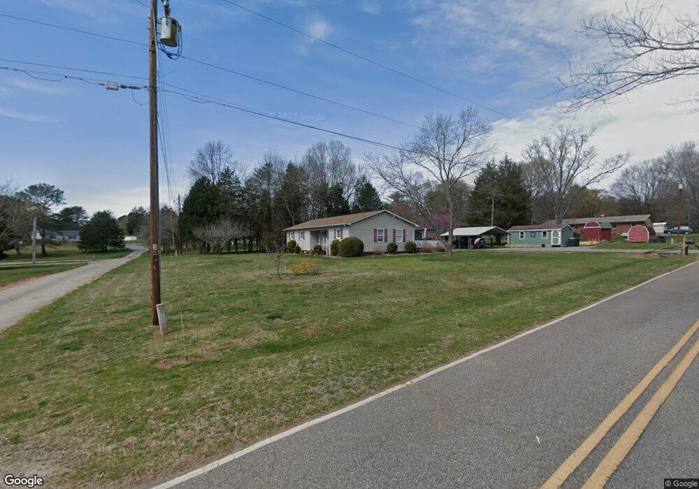 106 Clear Meadow Ln, Statesville, NC 28625 - photo 1