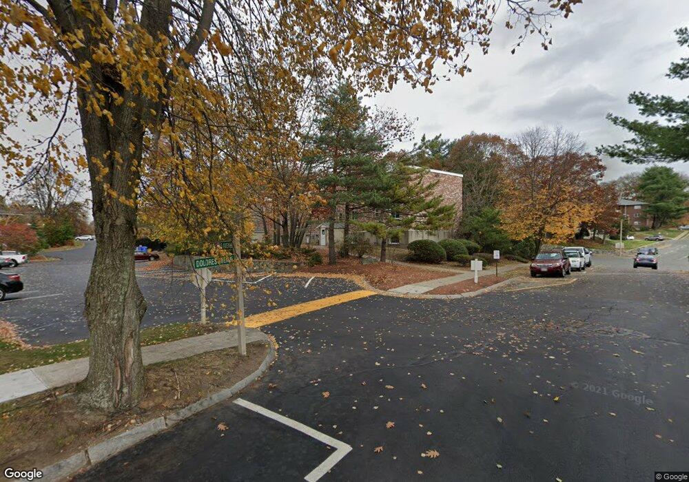 36 Jacqueline Rd unit D  36, Waltham, MA 02452 - photo 1