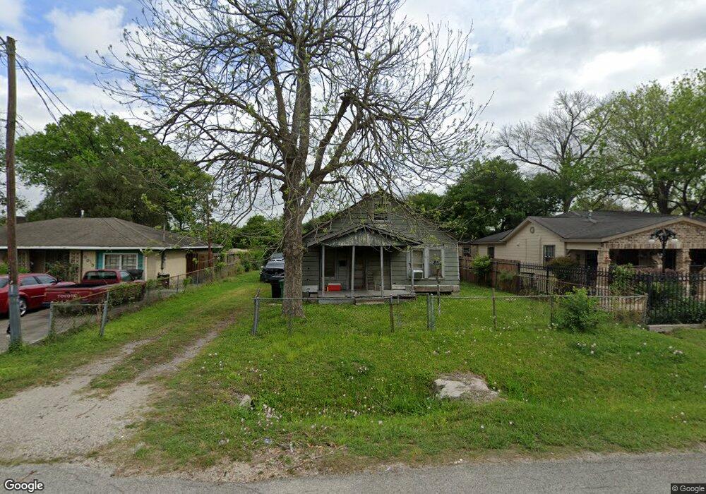 3615 Crandon St, Houston, TX 77026 - photo 1